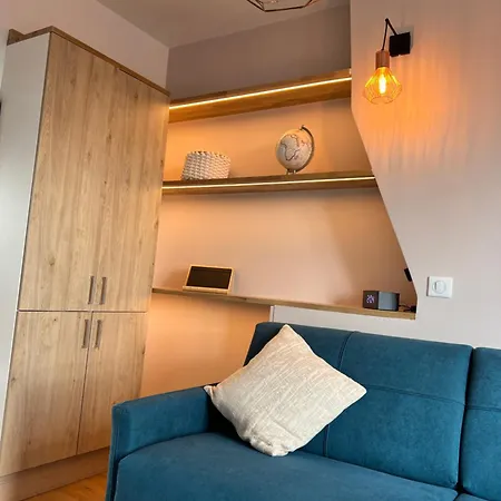 With Fabulous View On Roofs *