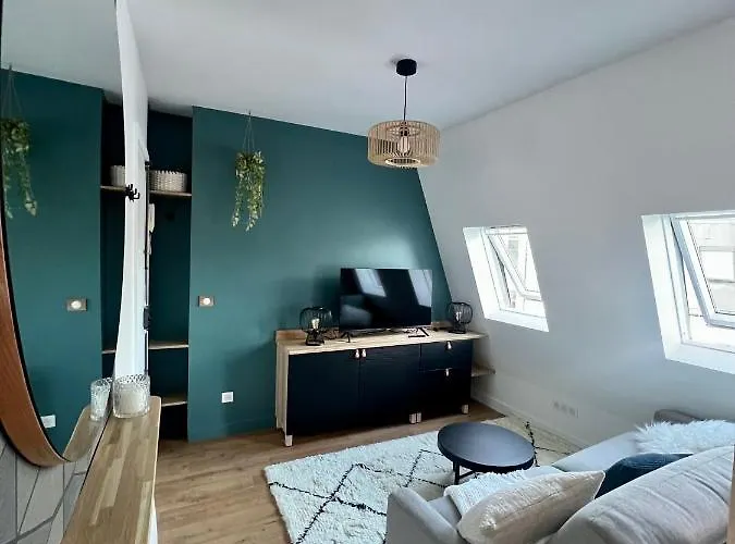 With Fabulous View On Roofs *