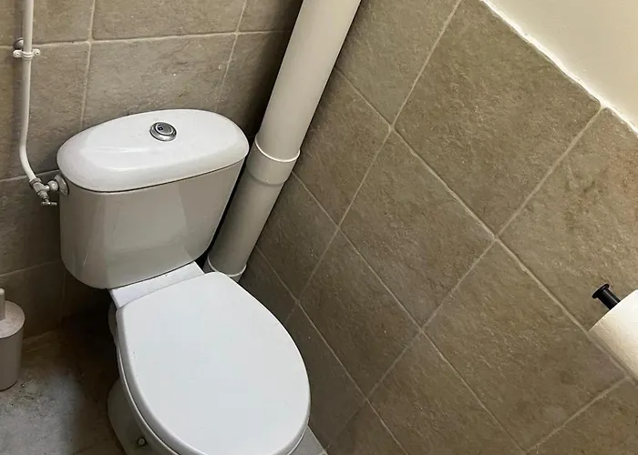 With Fabulous View On Roofs 홈스테이 파리